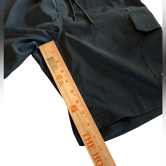 NWT MENS GEORGE AT THE KNEE CARGO BLACK SHORTS SIZE 27 INCH WAIST 9 INCH INSEAM. - Picture 10 of 11
